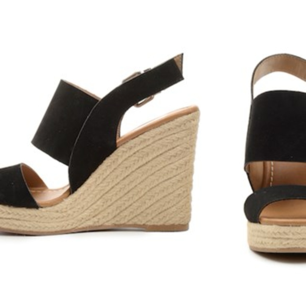 DV by Dolce Vita black wedges